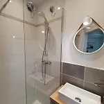 דירה Cosy With Amenities *